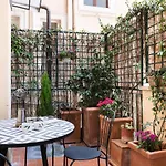 Idyllia - Chic Home With Terrace