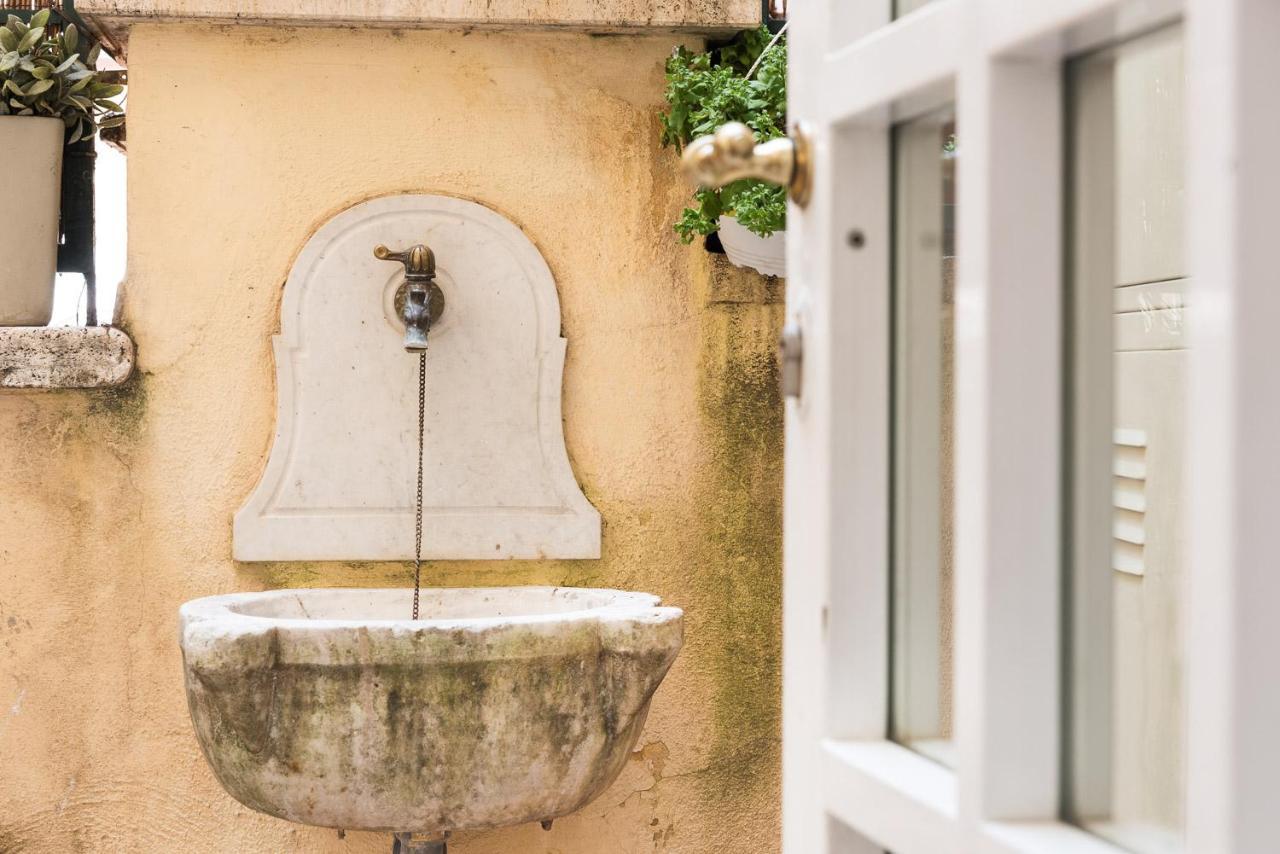Idyllia - Chic With Terrace Rom